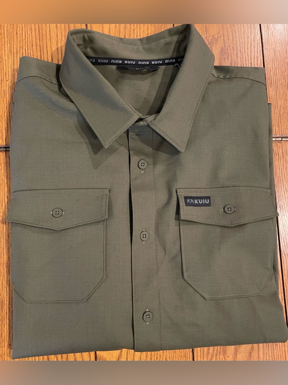 KUIU men’s long sleeve button shirt, green, size XL, wool blend